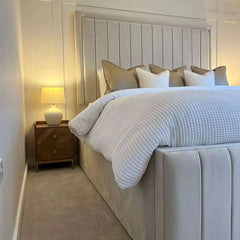 Aria Lined Bed